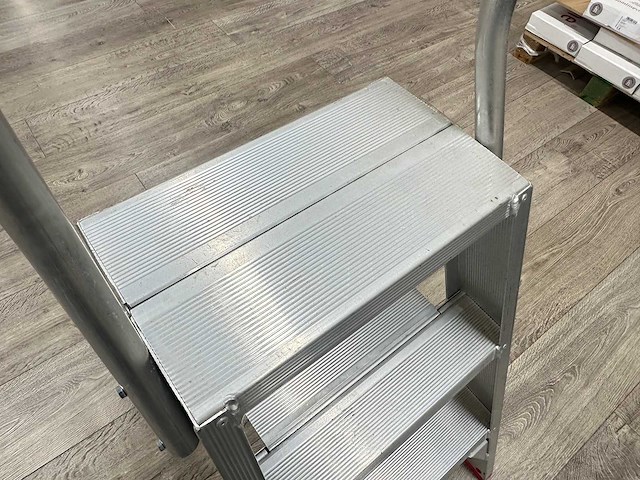 Uitzettrapje - afbeelding 3 van  4