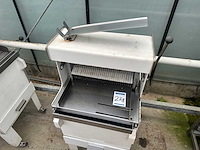 Ulb - broodsnijmachine - afbeelding 2 van  8