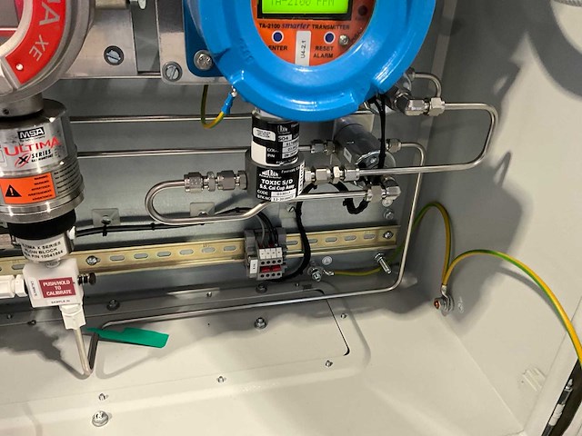 Ultima ta-2100 gas analyse apparaat - afbeelding 4 van  14