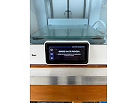 Ultimaker s5 3d printer met materiaal station en airfilter - afbeelding 5 van  6