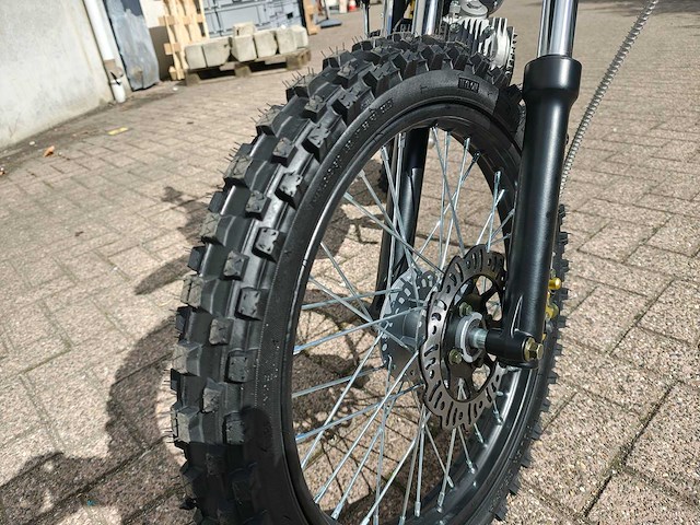 Ultra - db001 - motorfiets - afbeelding 15 van  15