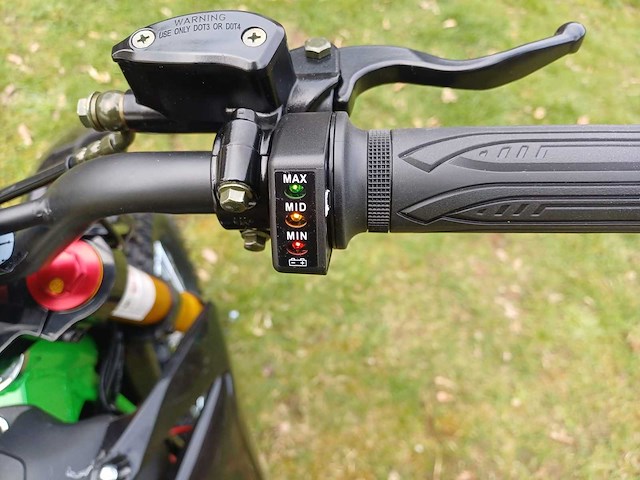 Ultra - pitbike elektrisch 1500 watt - afbeelding 8 van  18