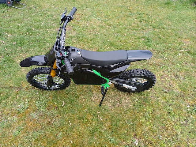 Ultra - pitbike elektrisch 1500 watt - afbeelding 14 van  18