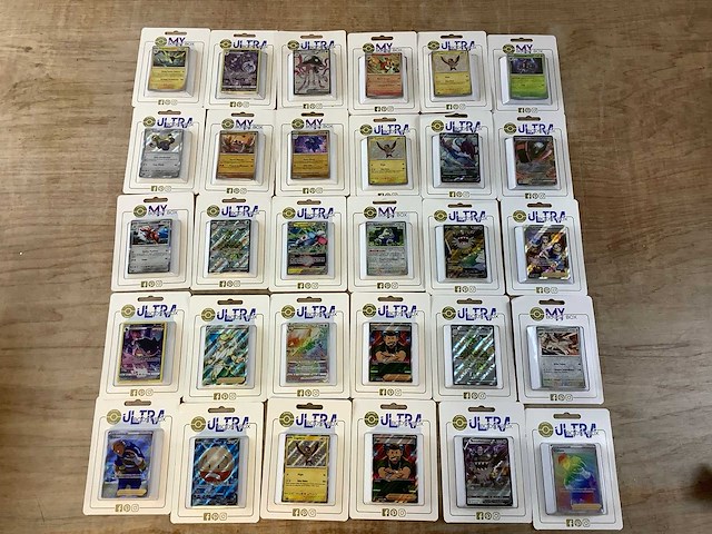 Ultra boost box pokémon (30x) - afbeelding 1 van  8