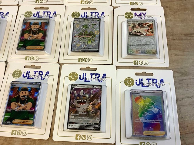 Ultra boost box pokémon (30x) - afbeelding 8 van  8