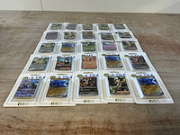 Ultra booster box - pokémon - verzamelkaarten (25x) - afbeelding 1 van  7