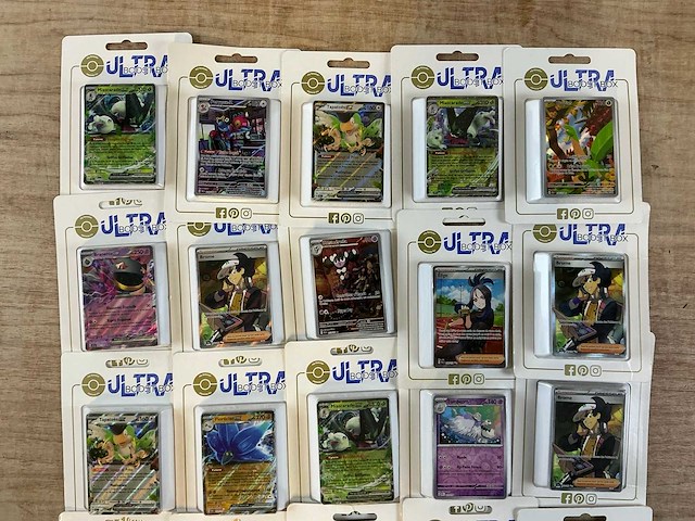 Ultra booster box - pokémon - verzamelkaarten (25x) - afbeelding 2 van  7