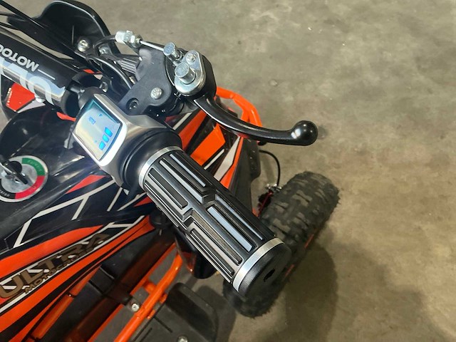 Ultra cross quad ongebruikt - afbeelding 15 van  26