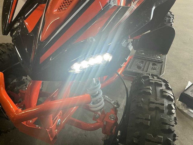 Ultra cross quad ongebruikt - afbeelding 18 van  26