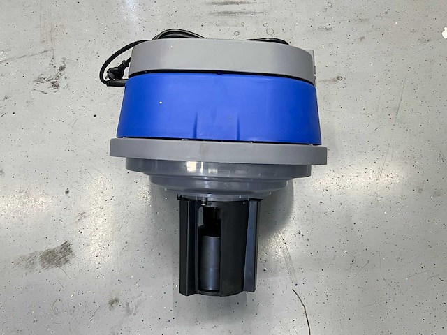 Ultra force equipemt 100l - 3600w industriële stofzuiger nat/droog - 3 motoren a 1200w per motor aan te zetten - afbeelding 2 van  10