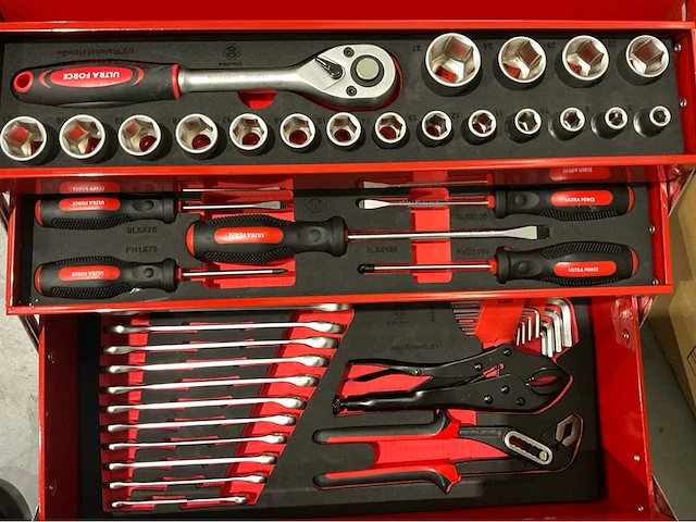 Ultra force equipment - 2026 - 86 delige - gereedschapskoffer - afbeelding 2 van  6