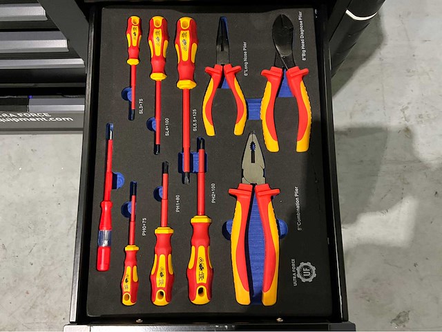 Ultra force equipment - 2026 - g13 - gereedschapswagen - afbeelding 9 van  17