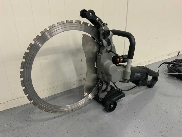 Ultra force equipment - ac8500 - ringzaag beton - 39cm - 5000w - afbeelding 1 van  17