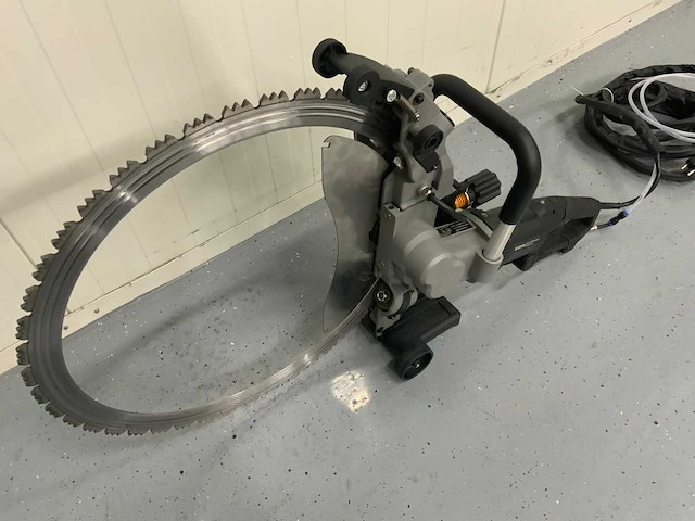 Ultra force equipment - ac8600 betonzaag en dl400 betonzaag in koffer - afbeelding 28 van  29