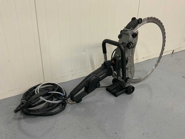 Ultra force equipment - ac8600 betonzaag en dl400 betonzaag in koffer - afbeelding 2 van  29