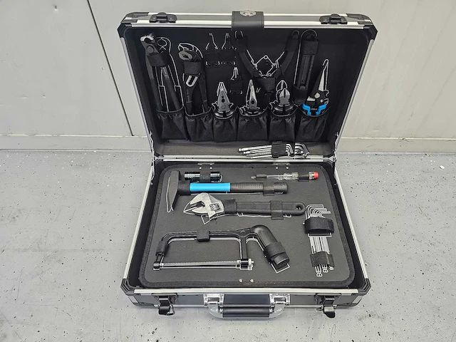 Ultra force equipment - gereedschapskoffer 172 pcs - afbeelding 7 van  14