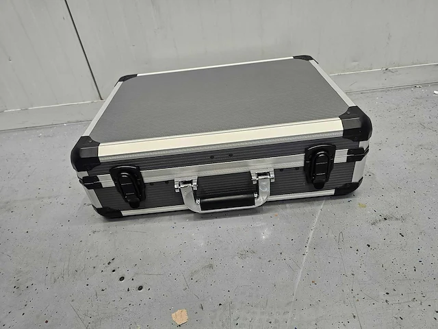 Ultra force equipment - gereedschapskoffer 172 pcs - afbeelding 10 van  14