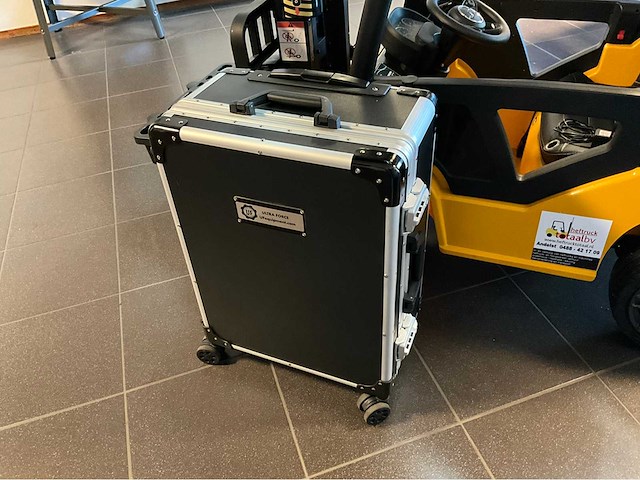 Ultra force equipment - gereedschapswagen 7 laden 260 pcs en trolley 238 pcs - afbeelding 8 van  23