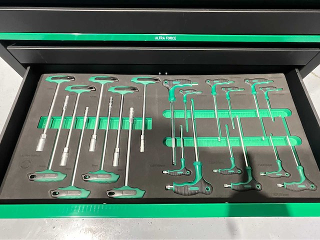 Ultra force equipment - gereedschapswagen 7 laden gevuld met 269 pcs gereedschap - softclose - afbeelding 9 van  15