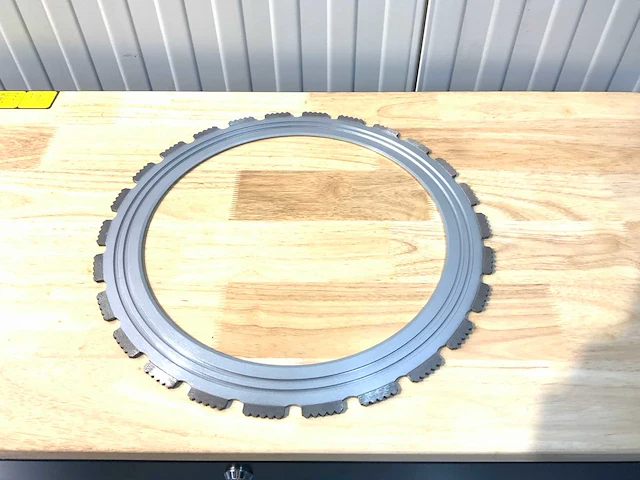 Ultra force equipment - zaagblad voor dc8400 muurzaagmachine - afbeelding 5 van  5
