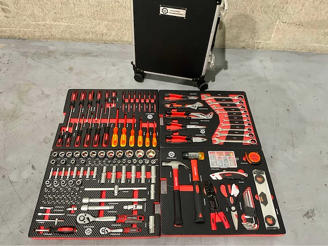 Ultra force equipment- 2026 - 238 stuks - gereedschapswagen - afbeelding 1 van  11