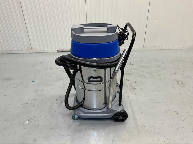 Ultra force equipment 80l- 3600w industriële stofzuiger nat/droog - 3 motoren a 1200w per motor aan te zetten - afbeelding 10 van  13