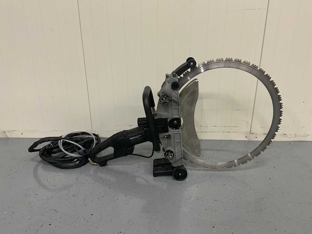 Ultra force equipment ac8600 betonzaag en dl400 betonzaag in koffer - afbeelding 4 van  29