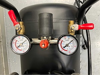 Ultra force equipment compressor ac9099-39l - 2 motoren 4000w - aluminium tank - brushless - olievrij - eco stand - afbeelding 18 van  20