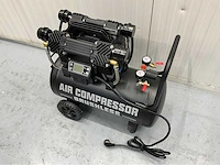 Ultra force equipment compressor ac9099-39l - 2 motoren 4000w - aluminium tank - brushless - olievrij - eco stand - afbeelding 12 van  27