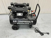 Ultra force equipment compressor ac9099-39l - 2 motoren 4000w - aluminium tank - brushless - olievrij - eco stand - afbeelding 21 van  27