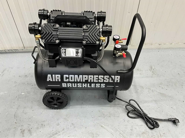 Ultra force equipment compressor ac9099-39l - 2 motoren 4000w - aluminium tank - brushless - olievrij - eco stand - afbeelding 21 van  27