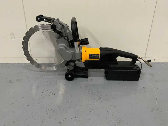 Ultra force equipment dc8400 - muurzaagmachine in koffer - 4000w - 2200rpm - afbeelding 2 van  4