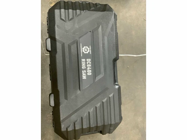 Ultra force equipment dc8400 - muurzaagmachine in koffer - 4000w - 2200rpm - afbeelding 11 van  14