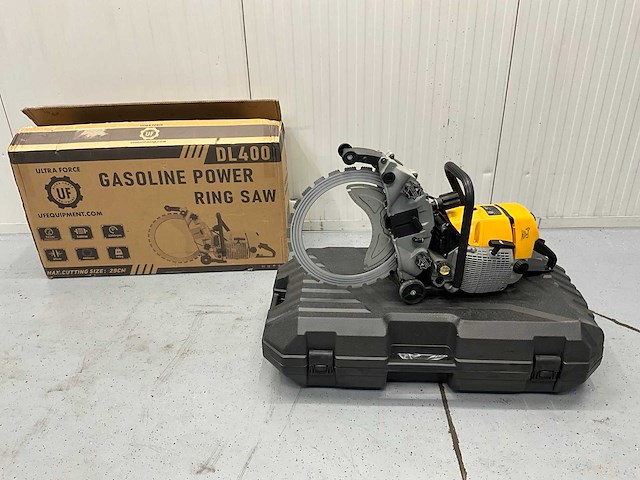 Ultra force equipment dl400 - ringzaag beton benzine 5000w in koffer - harde bouwmaterialen - retourgoed geel - afbeelding 1 van  8