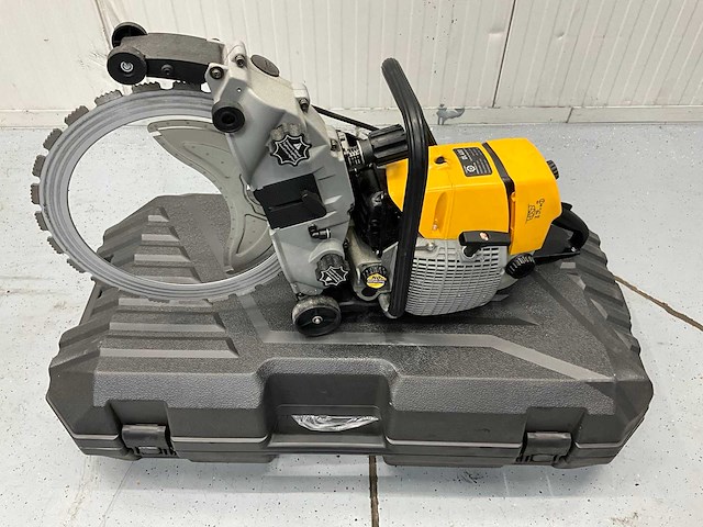 Ultra force equipment dl400 - ringzaag beton benzine 5000w in koffer - harde bouwmaterialen - retourgoed geel - afbeelding 2 van  8