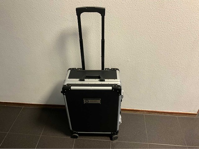 Ultra force equipment gereedschapswagen 12 laden 293 pcs en trolley 238 pcs - afbeelding 46 van  49