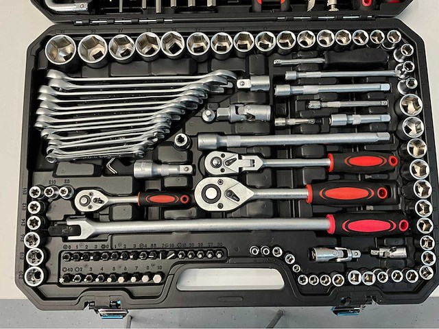 Ultra force equipment gereedschapswagen 258 pcs en koffer 144 pcs - afbeelding 25 van  34