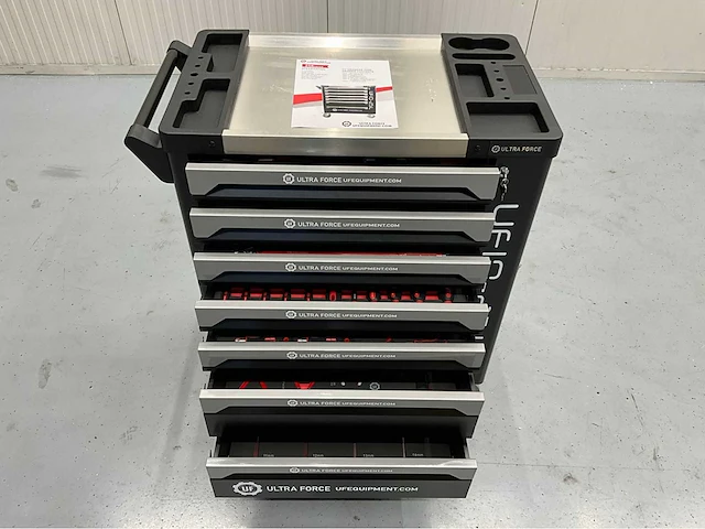 Ultra force equipment gereedschapswagen 258 pcs en koffer 144 pcs - afbeelding 13 van  34