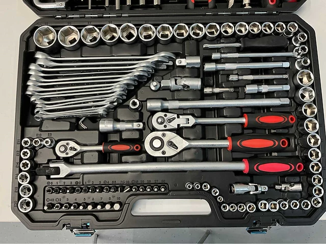 Ultra force equipment gereedschapswagen 258 pcs en koffer 144 pcs - afbeelding 25 van  34