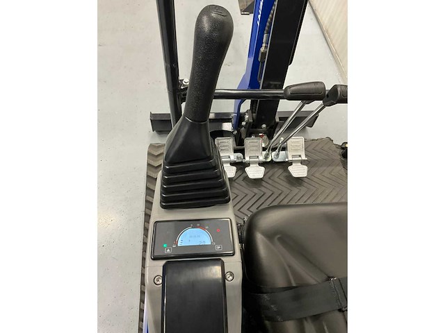 Ultra force equipment kubota rupsgraafmachine - kubota diesel motor - 2026 incl. 3 bakken -nm-1800kg - afbeelding 6 van  32