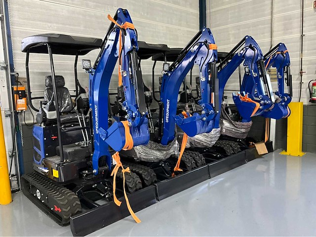 Ultra force equipment kubota rupsgraafmachine - kubota diesel motor - nm-18 - 2026 - incl. 3 bakken - afbeelding 30 van  33