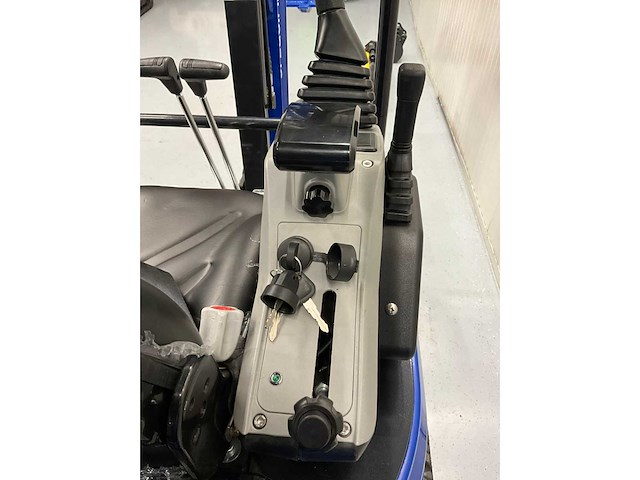 Ultra force equipment kubota rupsgraafmachine - kubota diesel motor - nm-18 - 2026 - incl. 3 bakken - afbeelding 4 van  32
