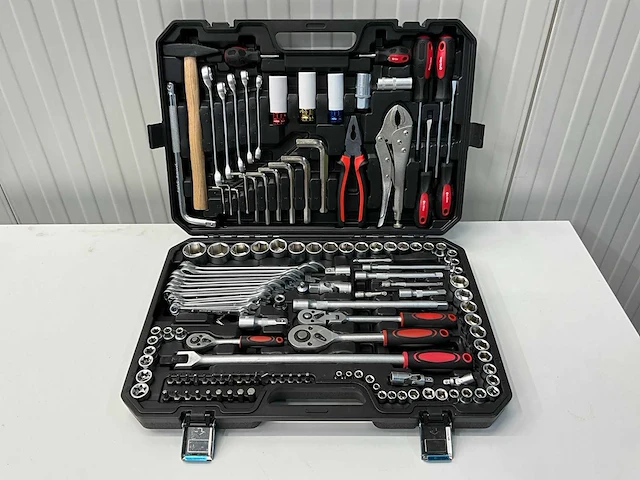 Ultra force equipment mma-200s elektrode lasapparaat en gereedschapskoffer incl gereedschap - afbeelding 13 van  26