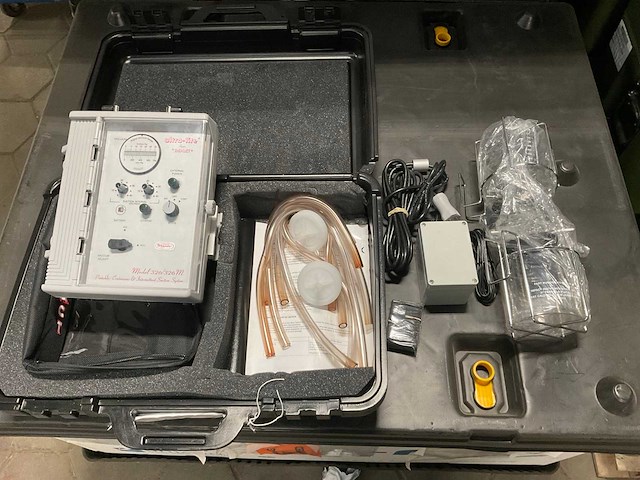 Ultra-lite impact model 326 portable suction system - afbeelding 1 van  9