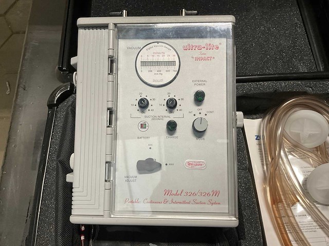 Ultra-lite impact model 326 portable suction system - afbeelding 2 van  9