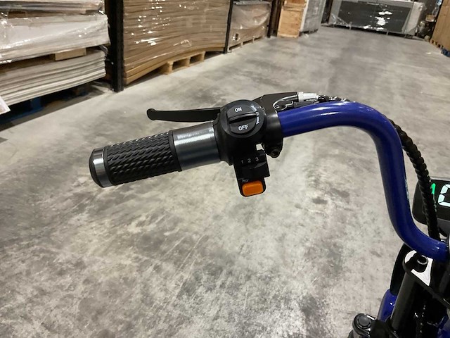 Ultra motocross - viper multx-02 - bl - motorfiets - afbeelding 2 van  15