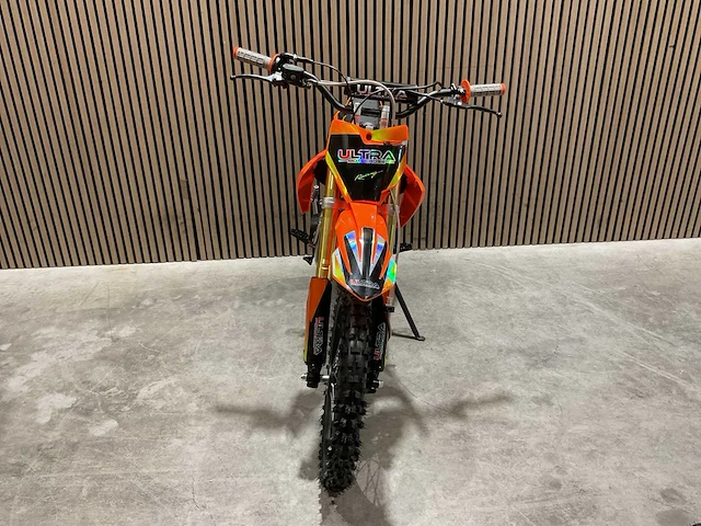 Ultra motocross 125cc 27ju motorfiets - afbeelding 47 van  54