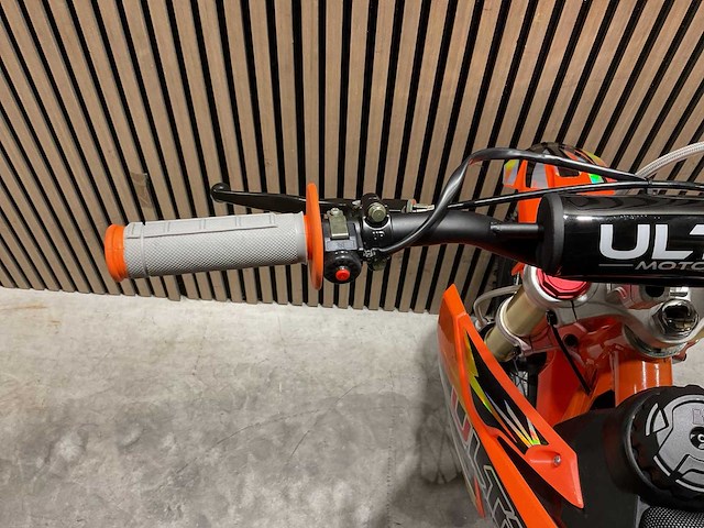 Ultra motocross 125cc 27ju motorfiets - afbeelding 20 van  30