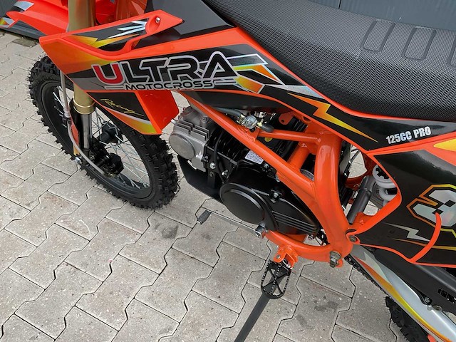 Ultra motocross 125cc 27ju motorfiets - afbeelding 28 van  30