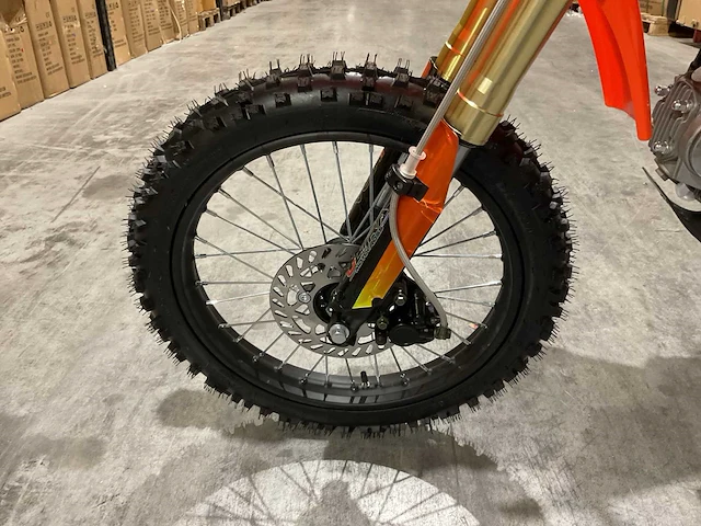 Ultra motocross 125cc 27ju motorfiets - afbeelding 49 van  54